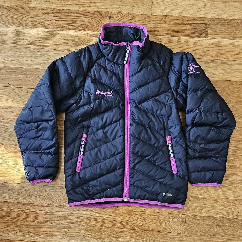 Girls Bergans of Norway Down Jacket; size EU 122 (Girls 7 or S); color Dark Blue